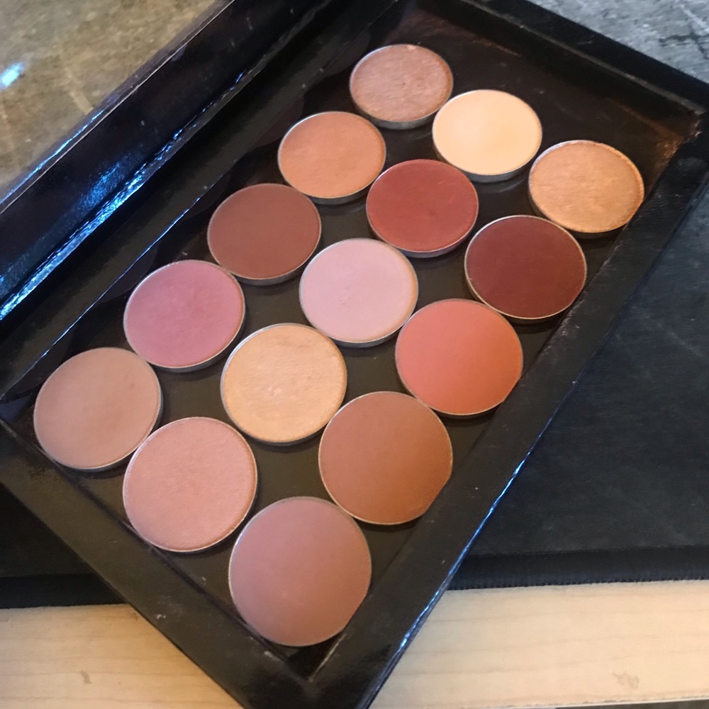 Makeup geek eyeshadow palette